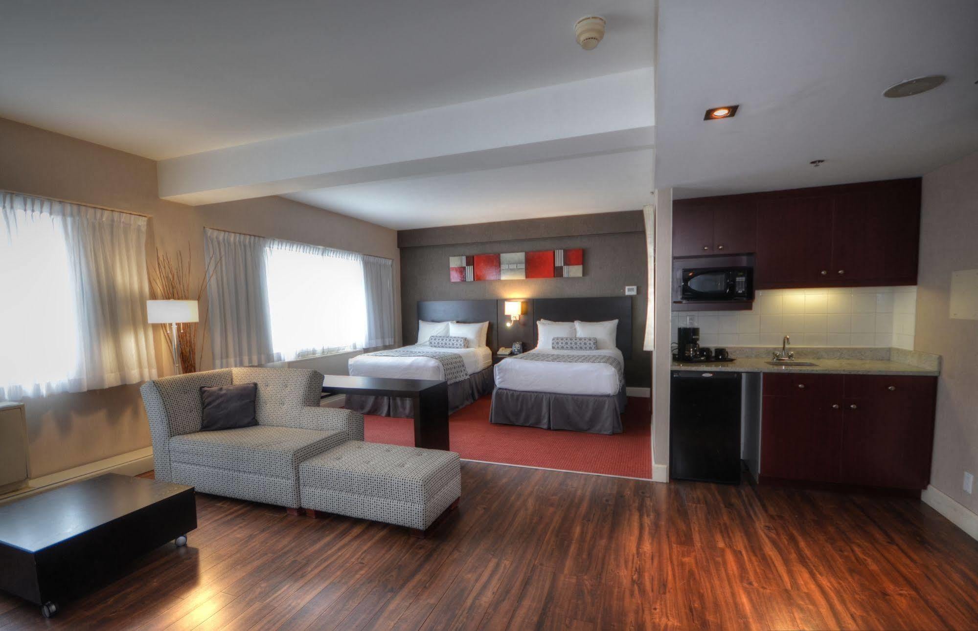 Armon Plaza Montreal Airpt, Trademark Collection By Wyndham Buitenkant foto